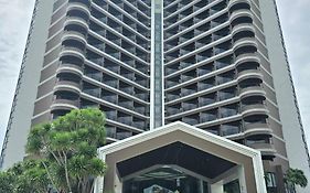 เฟิร์ส แปซิฟิก โฮเต็ล แอนด์ คอนเวนชั่น